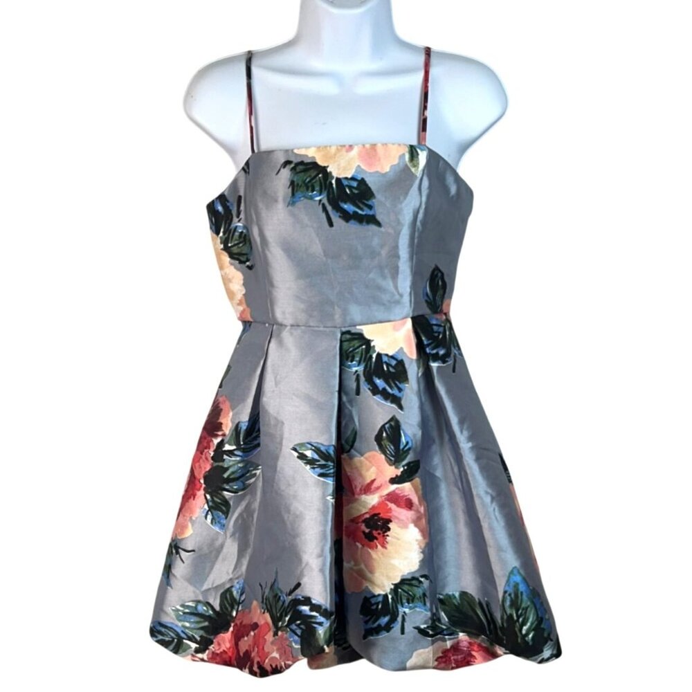 Crystal Doll Juniors Gray Floral Print Satin Bubble Hem Party Mini Dress Size 5 - Picture 2 of 10